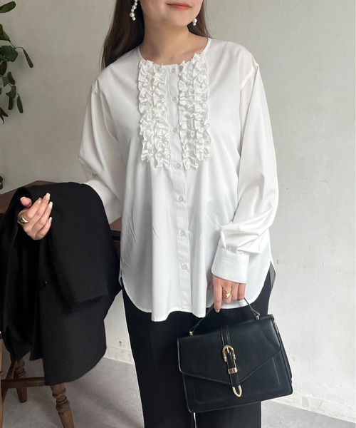 prose verse(プロズヴェール)の「フロントダブルフリルブラウス(シャツ/ブラウス・レディース・オフホワイト・LARGE/MEDIUM)」の10枚目の写真
