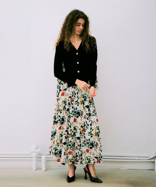 NOISE MAKER（ノイズメーカー）の「ボタニカルプリーツロングスカート【MADE IN JAPAN】（スカート・レディース・ブラック/オフホワイト・36/38）」の14枚目の写真