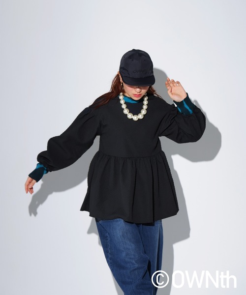 OWNth(オンス)の「ジャガードペプラムトップス(Tシャツ/カットソー・レディース・ブラック/ライトグリーン・P/R)」の8枚目の写真