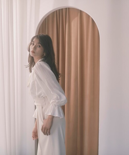 PROPORTION BODY DRESSING（プロポーションボディドレッシング）の「＜Ｅ＞リボンボウタイ楊柳シャーリングブラウス / 1214117301（シャツ/ブラウス・レディース・ホワイト系その他/ピンク/ブラック・SMALL/MEDIUM）」の17枚目の写真