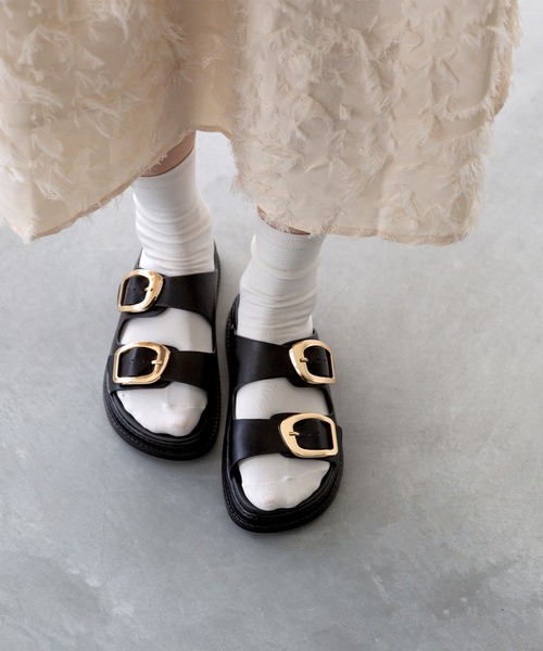 ゴールドバックル フラットサンダル（サンダル）｜menue（メヌエ）の