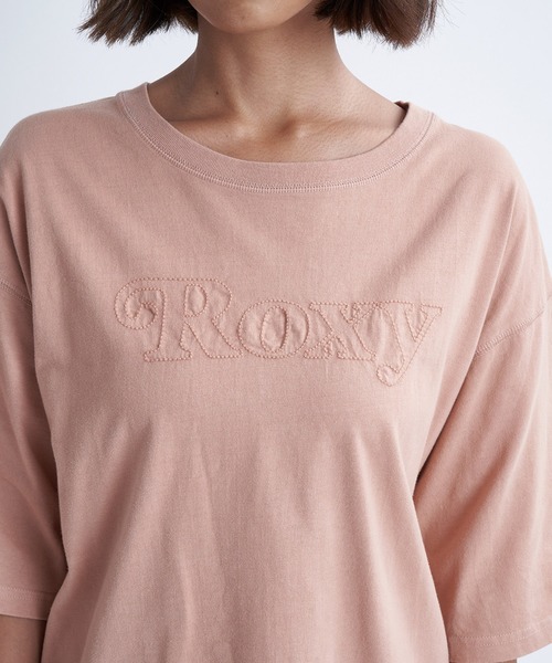 ROXY(ロキシー)の「COLORS TEE/ロキシーオーバーサイズ半袖Tシャツ(Tシャツ/カットソー・レディース・バーガンディー/グリーン/インディゴブルー/ベージュ・LARGE/MEDIUM/SMALL)」の10枚目の写真