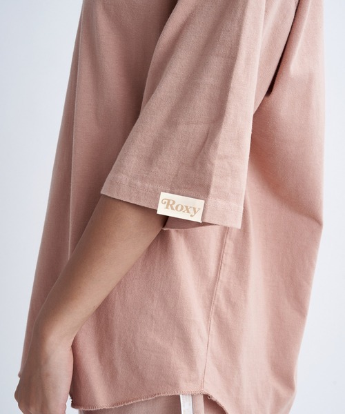 ROXY(ロキシー)の「COLORS TEE/ロキシーオーバーサイズ半袖Tシャツ(Tシャツ/カットソー・レディース・バーガンディー/グリーン/インディゴブルー/ベージュ・LARGE/MEDIUM/SMALL)」の12枚目の写真