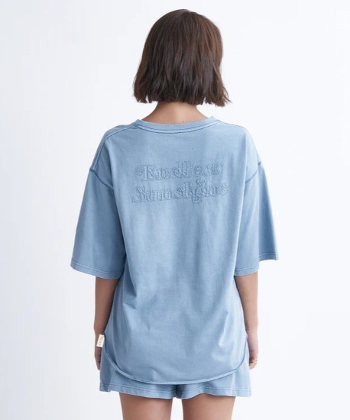 ROXY(ロキシー)の「COLORS TEE/ロキシーオーバーサイズ半袖Tシャツ(Tシャツ/カットソー・レディース・バーガンディー/グリーン/インディゴブルー/ベージュ・LARGE/MEDIUM/SMALL)」の16枚目の写真