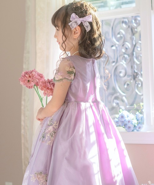 Catherine Cottage（キャサリンコテージ）の「チュールレースフェアリードレス（ドレス・キッズ・ベージュ/モスグリーン/ライラック・130/120/110/140）」の6枚目の写真