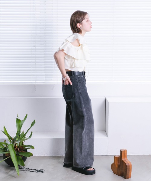 KBF（ケイビーエフ）の「マルチWAYクロップドフリルブラウス（シャツ/ブラウス・レディース・ブルー系その他/オフホワイト/ブラック・ONE）」の20枚目の写真