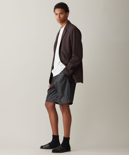 UNFILO(アンフィーロ)の「レザーライク ショートパンツ(その他パンツ・メンズ・ブラウン系/ブラック系・X-LARGE/SMALL/MEDIUM/LARGE)」の4枚目の写真