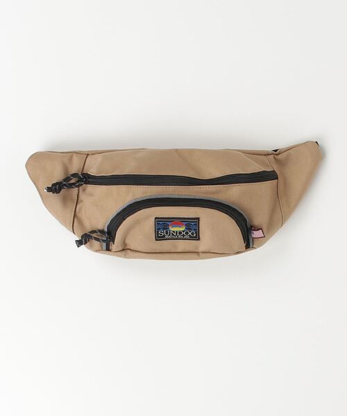 SUNDOG(サンドッグ)の「『サンドッグ SUNDOG』BANANA BELTS ブラック ライトブラウン ブルー 黒 VBSM-5377(ボディバッグ/ウエストポーチ・レディース・ブラック/ライトブラウン・FREE)」の2枚目の写真
