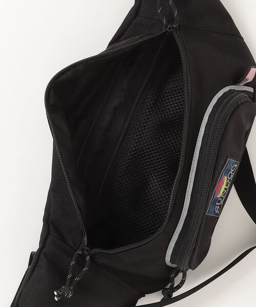 SUNDOG(サンドッグ)の「『サンドッグ SUNDOG』BANANA BELTS ブラック ライトブラウン ブルー 黒 VBSM-5377(ボディバッグ/ウエストポーチ・レディース・ブラック/ライトブラウン・FREE)」の4枚目の写真