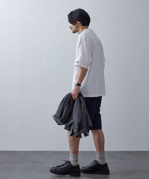 FREAK'S STORE(フリークスストア)の「限定展開 KELTY×FREAK'S STORE/ケルティ 別注 ワンポイント ヴィンテージロゴ クルーネック ポケットTシャツ/リンガーTシャツ/ポケT(Tシャツ/カットソー・メンズ・グレイッシュベージュ/スミクロ/ホワイト×ブラック/オリーブ/ネイビー/ブラック/アッシュグレー/ホワイト・LARGE/X-LARGE/SMALL/MEDIUM)」の21枚目の写真