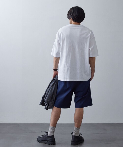 FREAK'S STORE(フリークスストア)の「限定展開 KELTY×FREAK'S STORE/ケルティ 別注 ワンポイント ヴィンテージロゴ クルーネック ポケットTシャツ/リンガーTシャツ/ポケT(Tシャツ/カットソー・メンズ・グレイッシュベージュ/スミクロ/ホワイト×ブラック/オリーブ/ネイビー/ブラック/アッシュグレー/ホワイト・LARGE/X-LARGE/SMALL/MEDIUM)」の20枚目の写真