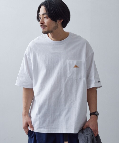 FREAK'S STORE(フリークスストア)の「限定展開 KELTY×FREAK'S STORE/ケルティ 別注 ワンポイント ヴィンテージロゴ クルーネック ポケットTシャツ/リンガーTシャツ/ポケT(Tシャツ/カットソー・メンズ・グレイッシュベージュ/スミクロ/ホワイト×ブラック/オリーブ/ネイビー/ブラック/アッシュグレー/ホワイト・LARGE/X-LARGE/SMALL/MEDIUM)」の19枚目の写真