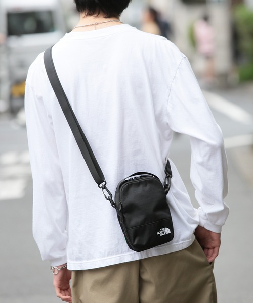 【未使用に近い】ノーズショップ　新作2点セット 楽天市場】【正規品】 ノースフェイス ショルダーバッグ STANDARD