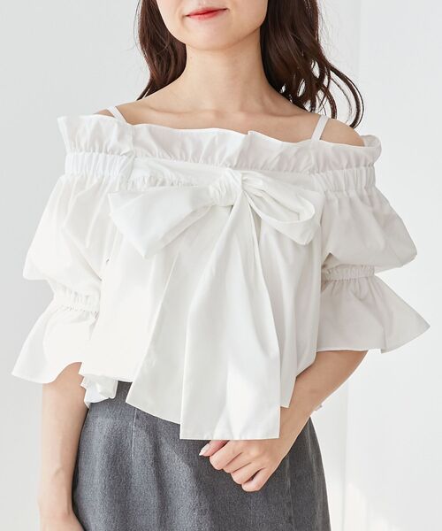 MAJESTIC LEGON(マジェスティックレゴン)の「ビッグリボンオフショルブラウス(シャツ/ブラウス・レディース・ネイビー/ブルー/ブラック系その他/アイボリー・MEDIUM)」の2枚目の写真