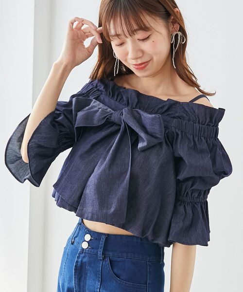 MAJESTIC LEGON(マジェスティックレゴン)の「ビッグリボンオフショルブラウス(シャツ/ブラウス・レディース・ネイビー/ブルー/ブラック系その他/アイボリー・MEDIUM)」の11枚目の写真