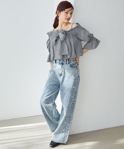 MAJESTIC LEGON(マジェスティックレゴン)の「ビッグリボンオフショルブラウス(シャツ/ブラウス・レディース・ネイビー/ブルー/ブラック系その他/アイボリー・MEDIUM)」の14枚目の写真