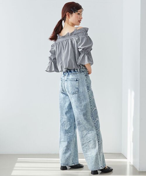 MAJESTIC LEGON(マジェスティックレゴン)の「ビッグリボンオフショルブラウス(シャツ/ブラウス・レディース・ネイビー/ブルー/ブラック系その他/アイボリー・MEDIUM)」の17枚目の写真