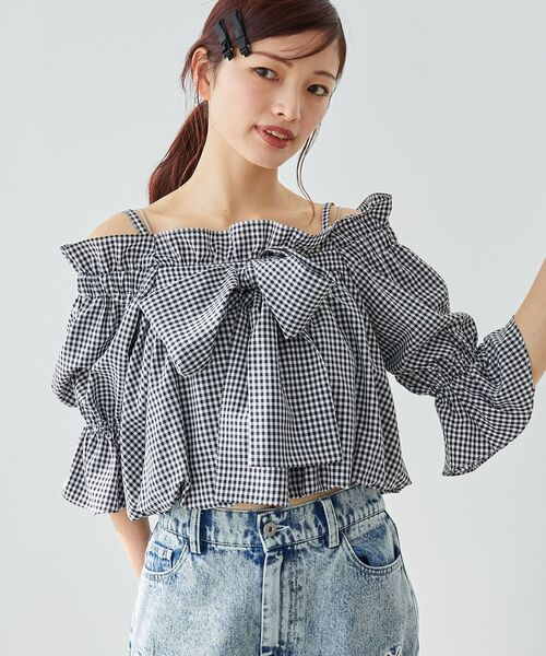 MAJESTIC LEGON(マジェスティックレゴン)の「ビッグリボンオフショルブラウス(シャツ/ブラウス・レディース・ネイビー/ブルー/ブラック系その他/アイボリー・MEDIUM)」の19枚目の写真