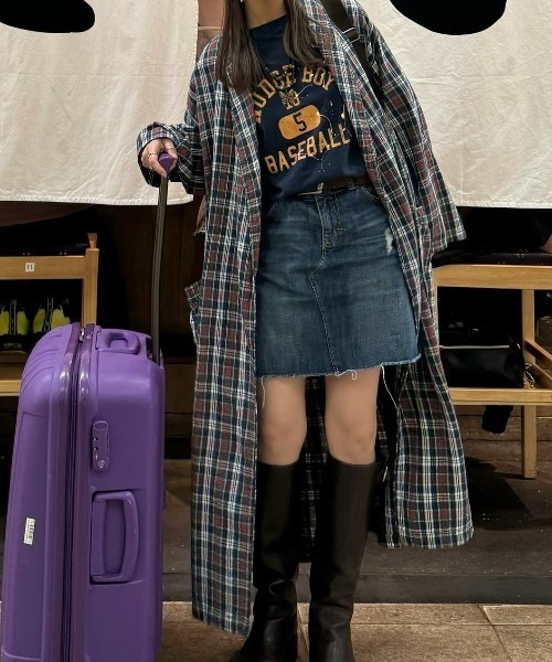 WudgeBoy(ワッジボーイ)の「college print tee(Tシャツ/カットソー・レディース・グレー/ネイビー/ホワイト・LARGE/MEDIUM)」の8枚目の写真