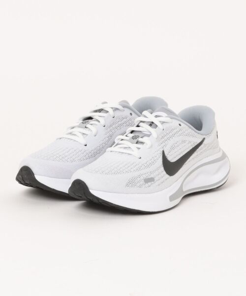 NIKE(ナイキ)の「《NIKE》ジャーニー ラン(スニーカー・レディース・ホワイト×シルバー/ホワイト系その他/ブラック×ホワイト/ホワイト×パープル/ブラック×ブラック/ブルー系その他/ホワイト×ブラック・23.0cm/23.5cm/24.0cm/24.5cm/25.0cm/22.5cm)」の1枚目の写真