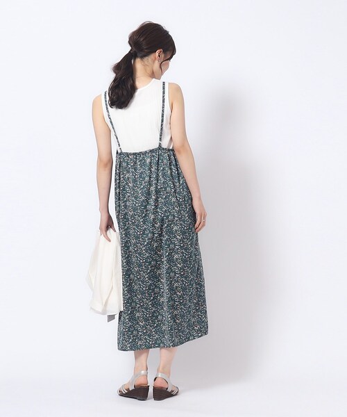 SHOO・LA・RUE（シューラルー）の「◆サテンプリントキャミワンピース（ワンピース・レディース・ブルー系その他2/ブラック系/ライトグレー系・02/03/04）」の4枚目の写真