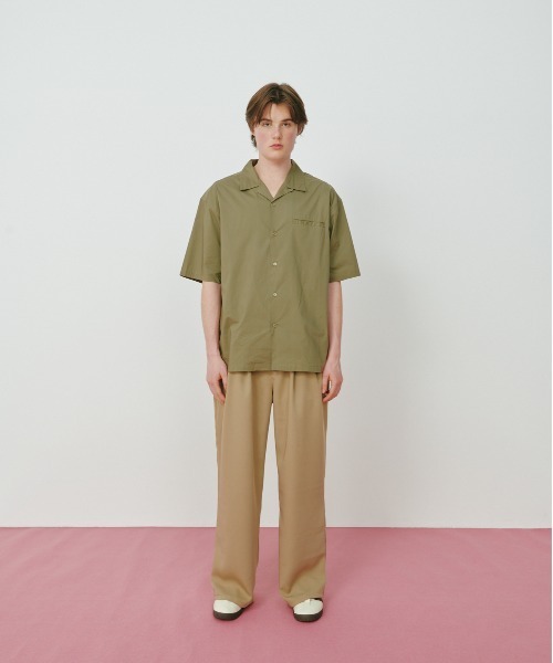 KACCO(カッコ)の「《ユニセックスアイテム》2TUCK WIDE BAGGY SLACKS / ツータックワイドバギースラックス(スラックス・メンズ・ベージュ/ダークグレー/ブラック・SMALL/LARGE/MEDIUM)」の12枚目の写真