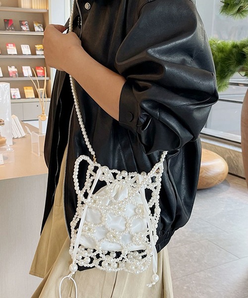 florist（フローリスト）の「【巾着ポーチ付】2WAY ビーズショルダーバッグ/ハンドバッグ（ショルダーバッグ・レディース・ホワイト/シルバー・FREE）」の2枚目の写真