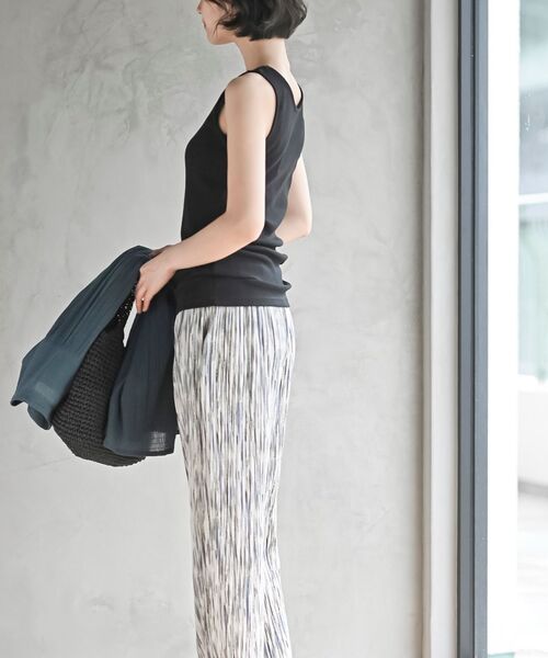 rps（アールピーエス）の「前後着用モチーフレーステレコタンクトップ（タンクトップ・レディース・オフホワイト/グレイッシュベージュ/ブラック・L/M）」の20枚目の写真