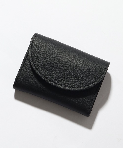 UNIVERSAL OVERALL（ユニバーサルオーバーオール）の「【UNIVERSAL OVERALL/ユニバーサルオーバーオール】シボレザーダブルフラップウォレット/ミニウォレット（財布・メンズ・ベージュ/オレンジ/グリーン/ブラック・FREE）」の2枚目の写真