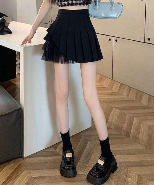 ENLIKE(エンリケ)の「サイドチュールドッキングミニスカート(スカート・レディース・ブラック/ホワイト・S/M)」の11枚目の写真