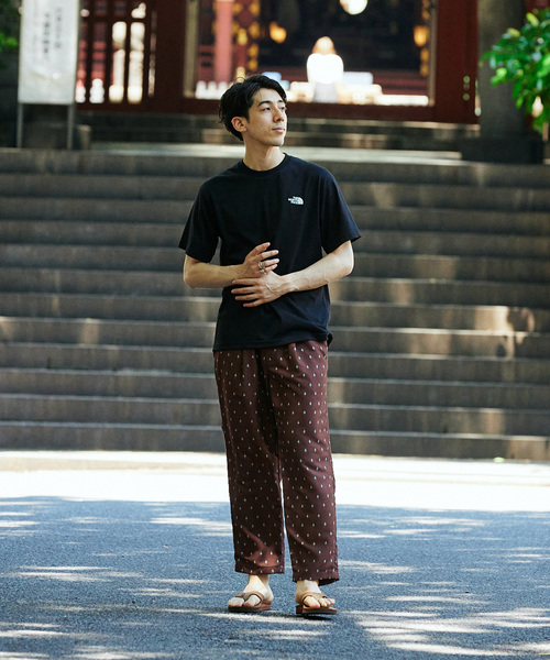 THE NORTH FACE（ザノースフェイス）の「THE NORTH FACE S/S Nuptse Tee NT32448（Tシャツ/カットソー・メンズ・パープル/ホワイト/ブラック/カーキ・MEDIUM/LARGE/X-LARGE）」の5枚目の写真