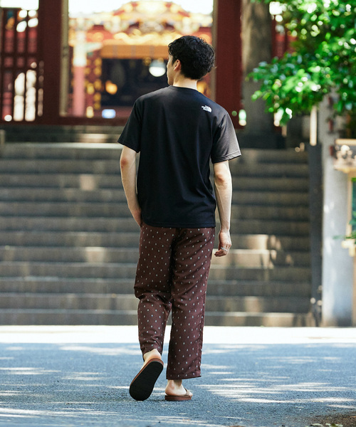 THE NORTH FACE（ザノースフェイス）の「THE NORTH FACE S/S Nuptse Tee NT32448（Tシャツ/カットソー・メンズ・パープル/ホワイト/ブラック/カーキ・MEDIUM/LARGE/X-LARGE）」の10枚目の写真