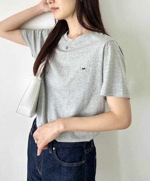 Niell（ニール）の「【H by FIGER/エイチ バイ フィガー】フラッグロゴ ワンポイント刺繍 クルーネック半袖Tシャツ（Tシャツ/カットソー・レディース・ホワイト/ブラック/グレー/ネイビー・S/L/M/XL）」の21枚目の写真