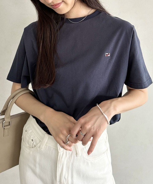 Niell（ニール）の「【H by FIGER/エイチ バイ フィガー】フラッグロゴ ワンポイント刺繍 クルーネック半袖Tシャツ（Tシャツ/カットソー・レディース・ホワイト/ブラック/グレー/ネイビー・S/L/M/XL）」の15枚目の写真