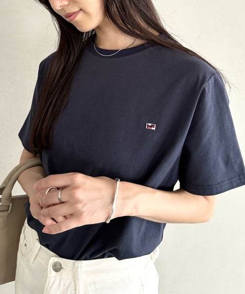 Niell（ニール）の「【H by FIGER/エイチ バイ フィガー】フラッグロゴ ワンポイント刺繍 クルーネック半袖Tシャツ（Tシャツ/カットソー・レディース・ホワイト/ブラック/グレー/ネイビー・S/L/M/XL）」の14枚目の写真