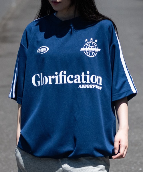 JOHN'S CLOSET(ジョンズクローゼット)の「【13】フロントプリント サッカーデザイン 半袖ゲームシャツ/ユニフォームシャツ(Tシャツ/カットソー・メンズ・ホワイト系1/ホワイト系2/ブラック系1/ブラック系2/ネイビー系1/ネイビー系2/ブラック系3/ホワイト系3/ネイビー系3・MEDIUM/LARGE)」の8枚目の写真