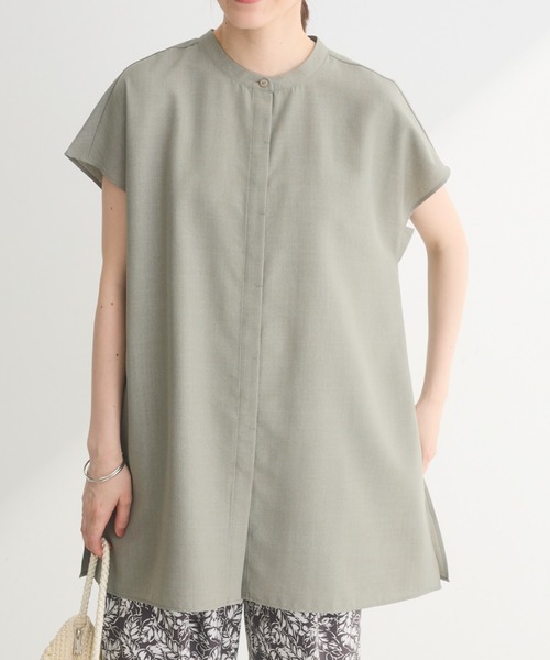 Green　Parks（グリーンパークス）の「接触冷感　比翼ボタンチュニック（チュニック・レディース・イエロー/オフホワイト/カーキ/ネイビー・FREE）」の2枚目の写真