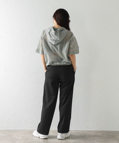 Bonjour Sagan（ボンジュールサガン）の「シアーアノラック半袖パーカー（パーカー・レディース・オフホワイト/グレイッシュベージュ・FREE）」の9枚目の写真