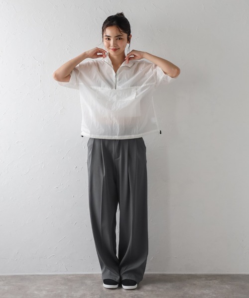 Bonjour Sagan（ボンジュールサガン）の「シアーアノラック半袖パーカー（パーカー・レディース・オフホワイト/グレイッシュベージュ・FREE）」の14枚目の写真