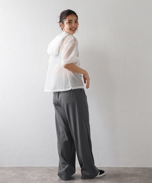 Bonjour Sagan（ボンジュールサガン）の「シアーアノラック半袖パーカー（パーカー・レディース・オフホワイト/グレイッシュベージュ・FREE）」の15枚目の写真