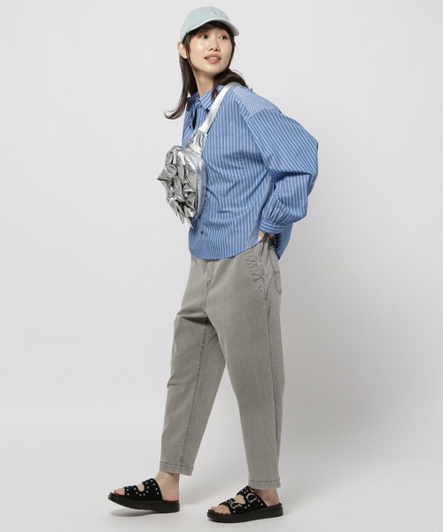 niko and...(ニコアンド)の「マーセW襟ボリュームシャツ(シャツ/ブラウス・レディース・ブルー/グリーン/ホワイト/パープル/オレンジ/チャコール・LONG/SHORT)」の21枚目の写真