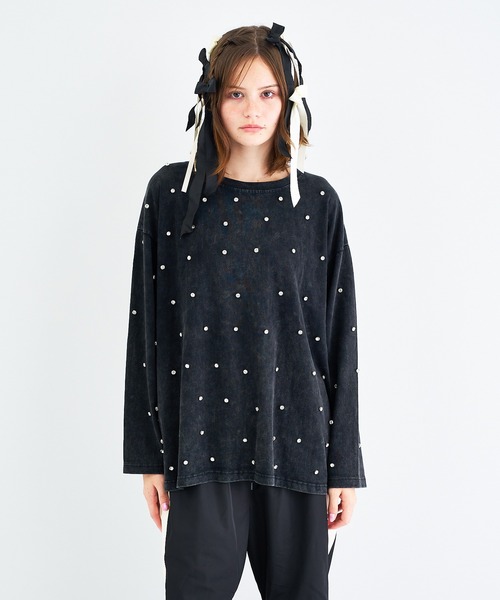 ANNA SUI NYC(アナ スイ エヌ ワイ シー)の「ヴィンテージライクビジューロングスリーブTシャツ(Tシャツ/カットソー・レディース・ブラック・FREE)」の2枚目の写真