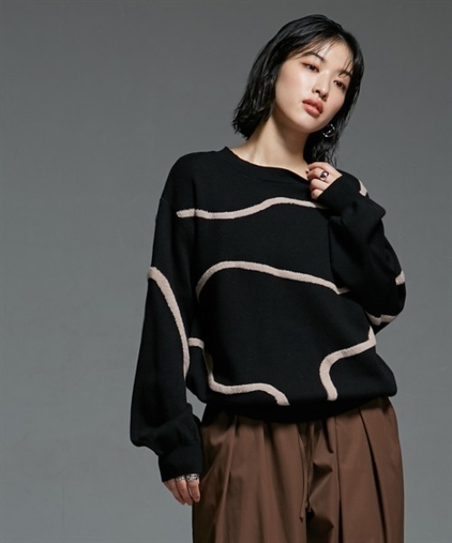 Soiunique（スワユニーク）の「アート柄ジャガードニット ［Soiunique］（ニット/セーター・レディース・グレー系/ブラック系・LL/L/M）」の5枚目の写真