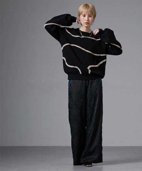 Soiunique（スワユニーク）の「アート柄ジャガードニット ［Soiunique］（ニット/セーター・レディース・グレー系/ブラック系・LL/L/M）」の9枚目の写真