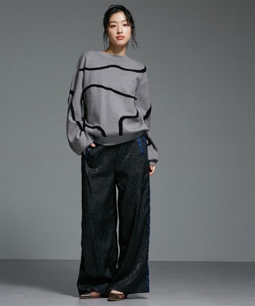 Soiunique（スワユニーク）の「アート柄ジャガードニット ［Soiunique］（ニット/セーター・レディース・グレー系/ブラック系・LL/L/M）」の12枚目の写真