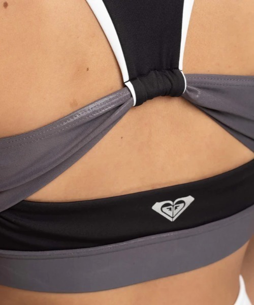 ROXY(ロキシー)の「JUMP HIGH METALLIC B/ロキシー水陸両用速乾UVカットフィットネスブラ(スポーツブラ・レディース・ブラウン/ブルー/ブラック・LARGE/MEDIUM/SMALL)」の6枚目の写真