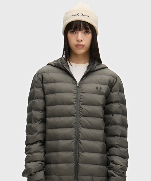 FRED PERRY(フレッドペリー)の「ZOZO限定!!【先行予約受付中】Hooded Insulated Jacket/フード付きインサレート中綿ジャケット(ダウンジャケット/コート・メンズ・ブラック/ブラウン/ダークブルー/ブラック系その他/ダークオリーブ・S/M/L)」の14枚目の写真