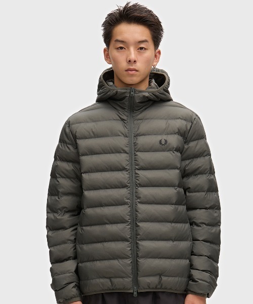 FRED PERRY(フレッドペリー)の「ZOZO限定!!【先行予約受付中】Hooded Insulated Jacket/フード付きインサレート中綿ジャケット(ダウンジャケット/コート・メンズ・ブラック/ブラウン/ダークブルー/ブラック系その他/ダークオリーブ・S/M/L)」の18枚目の写真