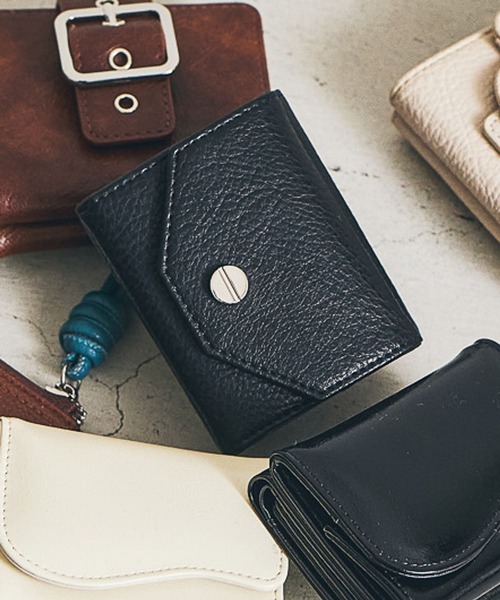 メタルボタンミニウォレット / 127369（財布）｜LAKOLE（ラコレ）の