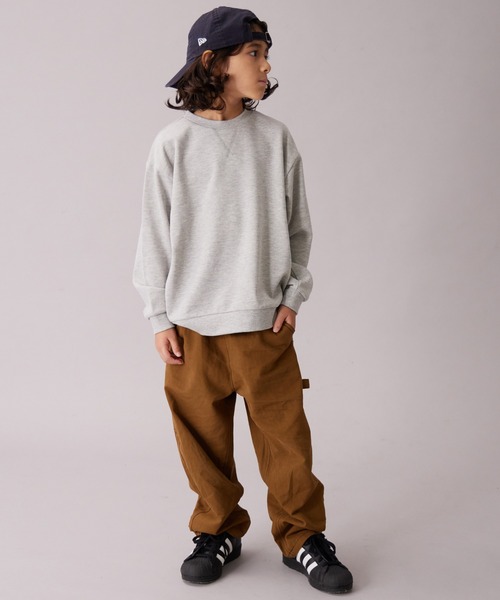 PAIRMANON STREET（ペアマノンストリート）の「【PAIRMANON STREET】裏毛 ガゼット付き シンプル トレーナー（スウェット・キッズ・ブルー/ブラック系その他/グレー/ブラウン系その他2/グリーン/ホワイト/ブラック/グレー系その他・160/100/90/140/120/130/110/150）」の16枚目の写真